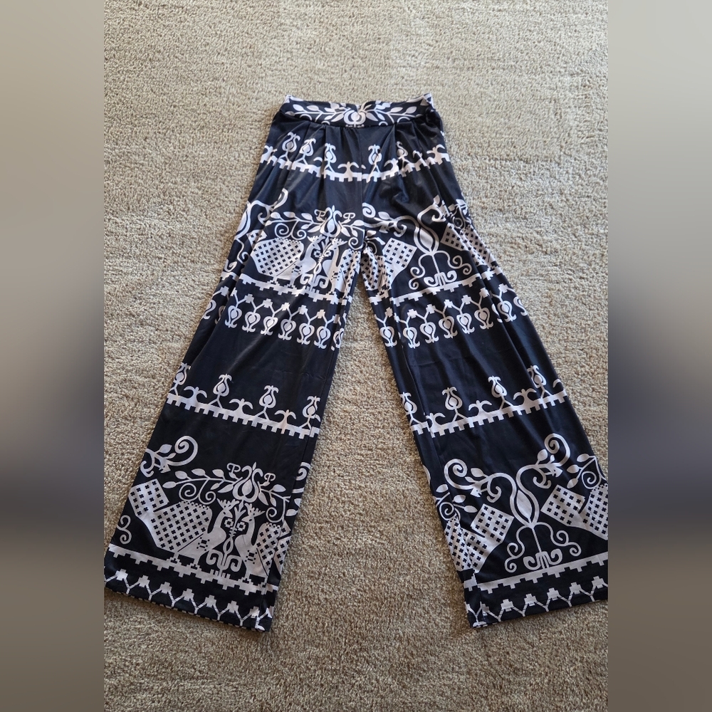 Black and Cream Patterned Wide-Leg Pants